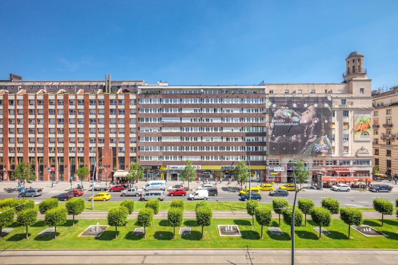 Modernized Unique Huge Central Apartment On 135Sqm بودابست المظهر الخارجي الصورة